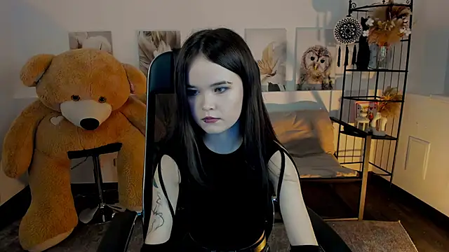 Snapshot of Elainebeness chatting on November 26, 2025, 5:35 pm Elainebeness online show from November 26, 2025, 5:35 pm