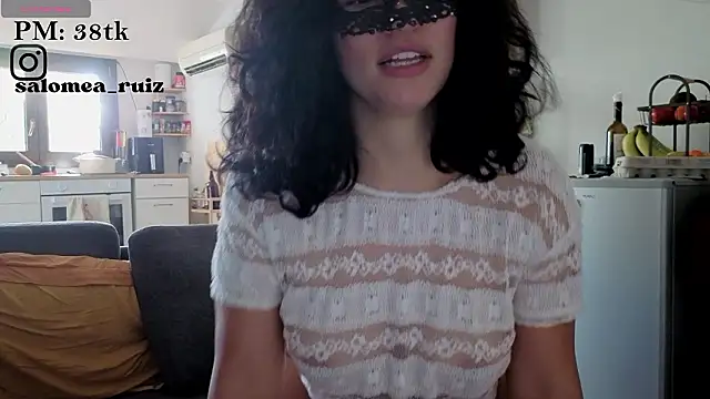 Snapshot of salomea_r chatting on March 14, 2026, 3:18 pm salomea r online show from March 14, 2026, 3:18 pm