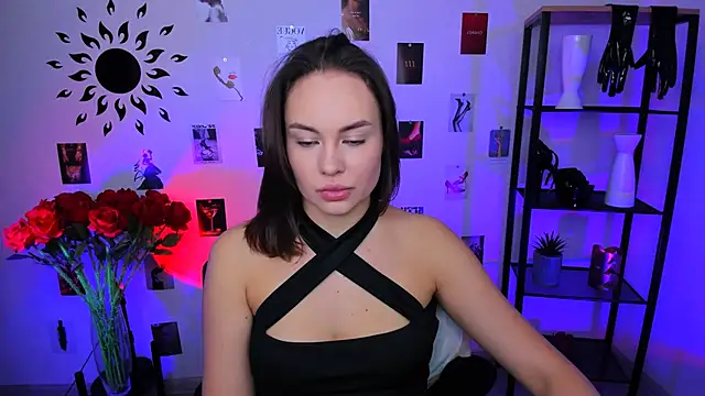 JaneWyatt online show from March 13, 2025, 7:20 am