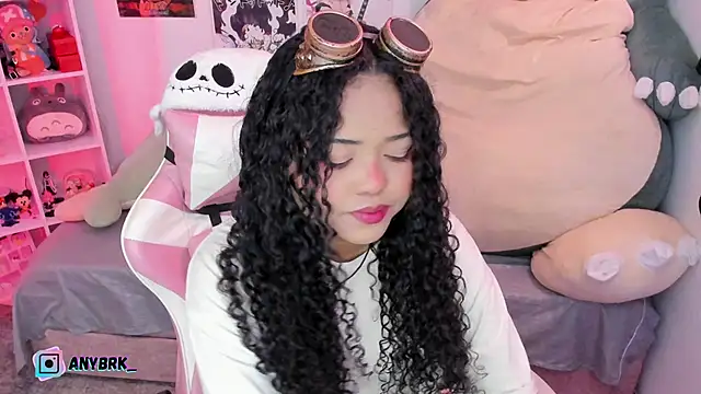 Snapshot of anyburkee chatting on November 2, 2025, 1:54 am anyburkee online show from November 2, 2025, 1:54 am