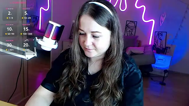 LizzyShine online show from September 11, 2025, 2:28 pm