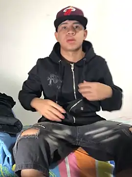 logannth online show from December 2, 2025, 11:17 pm