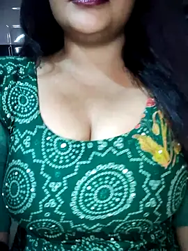 Snapshot of cutepragya2 chatting on May 5, 2026, 9:23 am cutepragya2 online show from May 5, 2026, 9:23 am