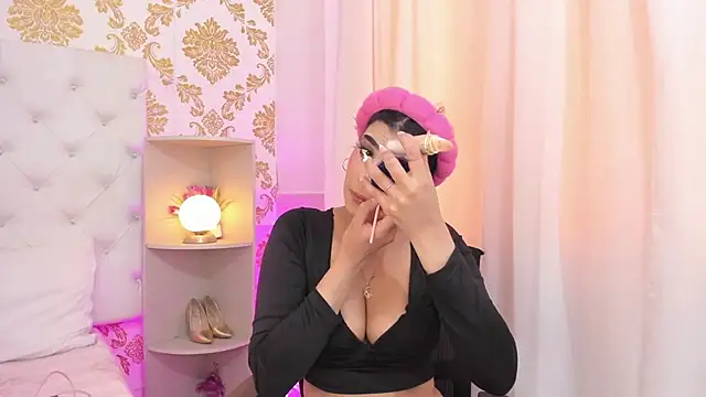 emaa lambert online show from November 14, 2025, 5:38 pm