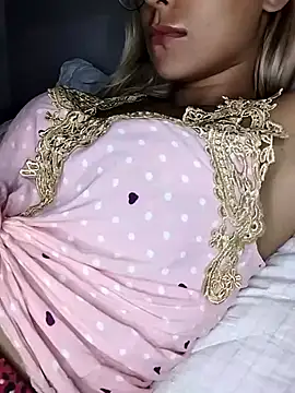 Snapshot of fofinhaa12 chatting on March 20, 2025, 12:08 am fofinhaa12 online show from March 20, 2025, 12:08 am