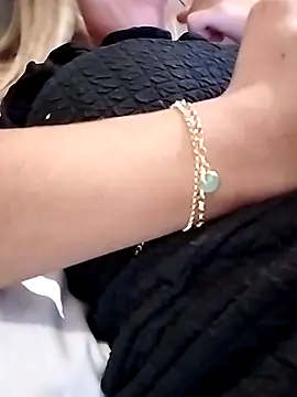 Snapshot of fofinhaa12 chatting on October 2, 2025, 4:10 pm fofinhaa12 online show from October 2, 2025, 4:10 pm