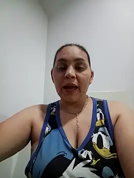 MirandaSoto online show from May 2, 2026, 4:07 am
