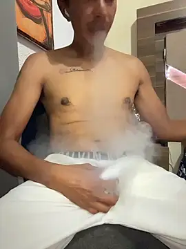 Snapshot of paulkrotz chatting on November 23, 2025, 5:06 am paulkrotz online show from November 23, 2025, 5:06 am