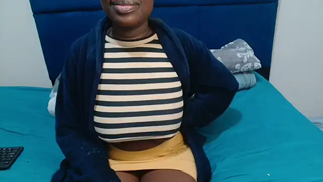 Snapshot of MilkyTitties chatting on July 4, 2026, 12:53 pm MilkyTitties online show from July 4, 2026, 12:53 pm