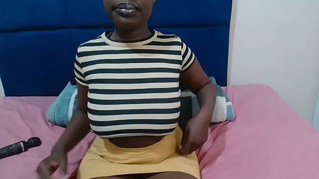 Snapshot of MilkyTitties chatting on June 10, 2026, 4:30 pm MilkyTitties online show from June 10, 2026, 4:30 pm