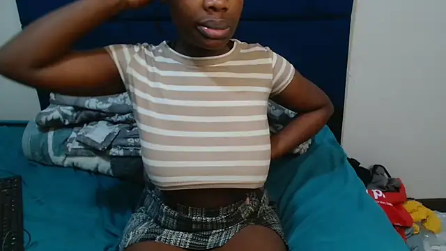 Snapshot of MilkyTitties chatting on July 24, 2026, 7:59 am MilkyTitties online show from July 24, 2026, 7:59 am