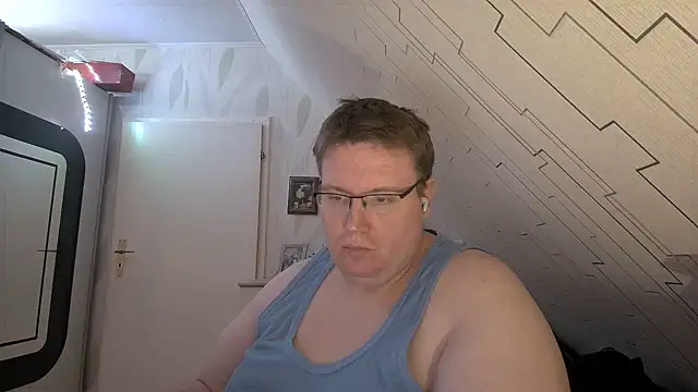 der alex38 online show from February 12, 2025, 10:15 pm