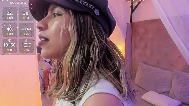 Snapshot of delilah_fix chatting on November 9, 2025, 8:24 pm delilah fix online show from November 9, 2025, 8:24 pm