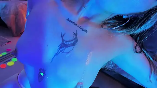 Snapshot of delilah_fix chatting on November 30, 2025, 9:15 pm delilah fix online show from November 30, 2025, 9:15 pm