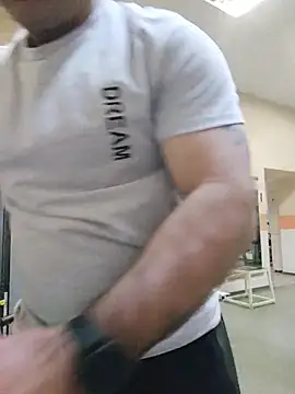 Snapshot of Crek666 chatting on March 12, 2026, 5:02 am Crek666 online show from March 12, 2026, 5:02 am