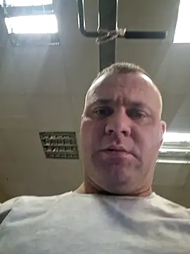 Snapshot of Crek666 chatting on January 2, 2025, 8:49 am Crek666 online show from January 2, 2025, 8:49 am