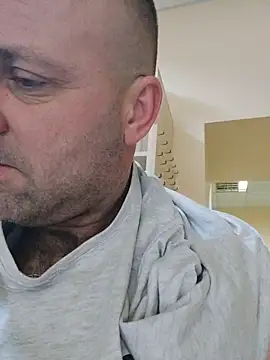 Snapshot of Crek666 chatting on March 24, 2026, 4:34 am Crek666 online show from March 24, 2026, 4:34 am