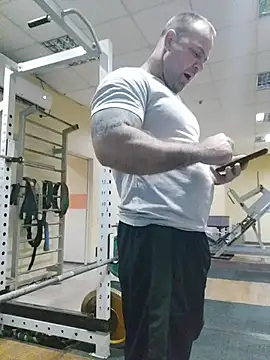 Snapshot of Crek666 chatting on March 4, 2026, 5:59 am Crek666 online show from March 4, 2026, 5:59 am