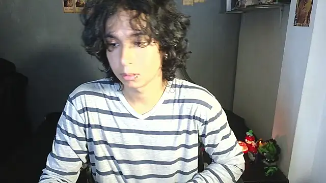 kairozz online show from February 19, 2025, 1:39 pm