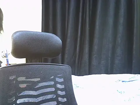 Snapshot of Horny-slut_ chatting on October 4, 2025, 2:57 am Horny-slut online show from October 4, 2025, 2:57 am