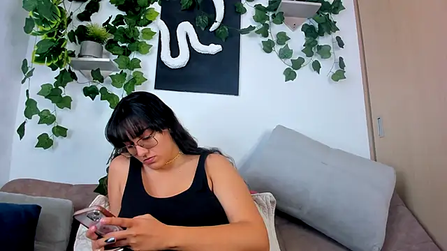 Snapshot of nataliepeterson chatting on October 2, 2025, 6:44 pm nataliepeterson online show from October 2, 2025, 6:44 pm