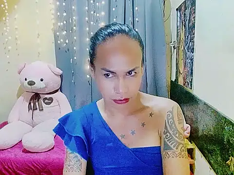 Snapshot of Indaypakay_ts chatting on October 26, 2025, 10:26 am Indaypakay ts online show from October 26, 2025, 10:26 am