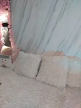 Snapshot of Nanda_Vixen chatting on December 3, 2025, 10:31 pm Nanda Vixen online show from December 3, 2025, 10:31 pm