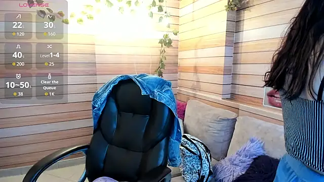 Snapshot of Nami_sunny chatting on October 15, 2025, 4:59 pm Nami sunny online show from October 15, 2025, 4:59 pm