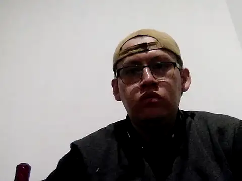 Snapshot of Alejandro_120600 chatting on August 2, 2026, 6:34 am Alejandro 120600 online show from August 2, 2026, 6:34 am