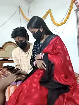 Lily Baby  online show from November 24, 2025, 4:12 am