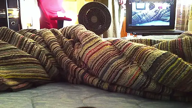 qoooqing67 online show from November 9, 2025, 11:53 pm