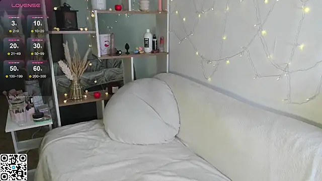 Snapshot of Lif_love chatting on November 5, 2025, 11:13 am Lif love online show from November 5, 2025, 11:13 am