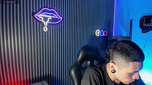 Jefer rick  online show from November 27, 2025, 12:27 pm