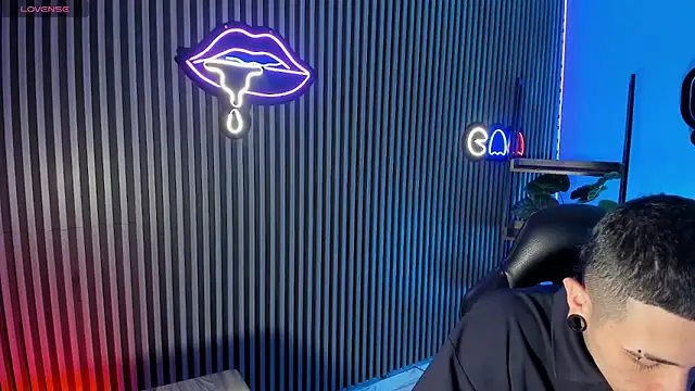 Jefer rick  online show from November 24, 2025, 12:27 pm