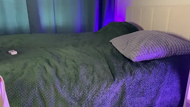 Snapshot of emmsee chatting on November 26, 2025, 11:10 am emmsee online show from November 26, 2025, 11:10 am