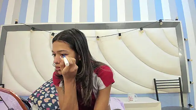 Snapshot of BritneyCollins chatting on March 19, 2026, 1:55 pm BritneyCollins online show from March 19, 2026, 1:55 pm