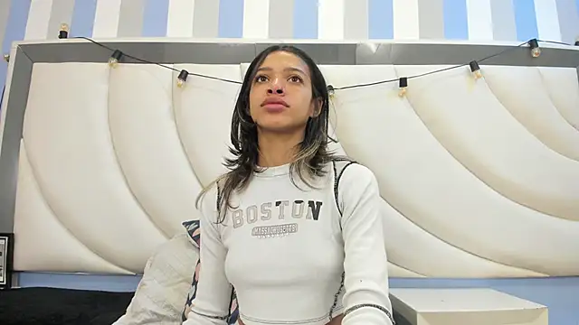 Snapshot of BritneyCollins chatting on March 21, 2026, 1:15 pm BritneyCollins online show from March 21, 2026, 1:15 pm