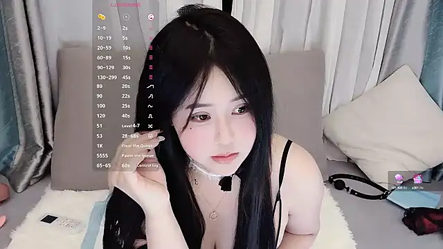 Snapshot of Fountain- chatting on February 10, 2025, 4:47 pm Fountain- online show from February 10, 2025, 4:47 pm