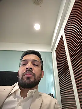 a4ashes online show from December 17, 2025, 4:39 am