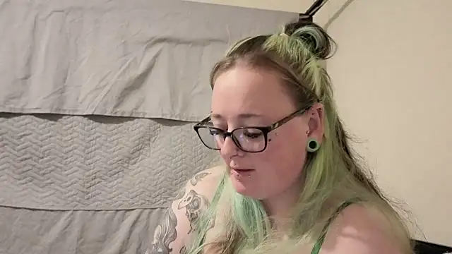 Bunny Cummings online show from May 12, 2026, 10:16 pm