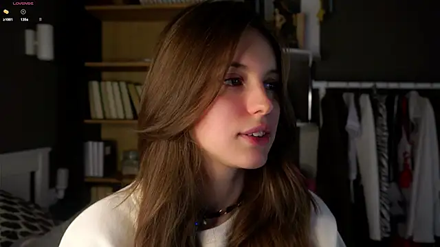 Snapshot of DarylBarks chatting on October 9, 2025, 1:06 am DarylBarks online show from October 9, 2025, 1:06 am