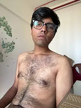 Snapshot of BoyzaraHatke chatting on April 10, 2026, 9:49 am BoyzaraHatke online show from April 10, 2026, 9:49 am