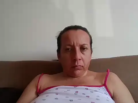 Snapshot of milfevha chatting on November 8, 2025, 3:04 pm milfevha online show from November 8, 2025, 3:04 pm