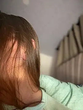 Iris lee online show from February 20, 2026, 5:04 am