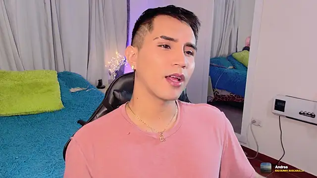 Snapshot of Chris_Maddox chatting on December 1, 2025, 10:43 pm Chris Maddox online show from December 1, 2025, 10:43 pm