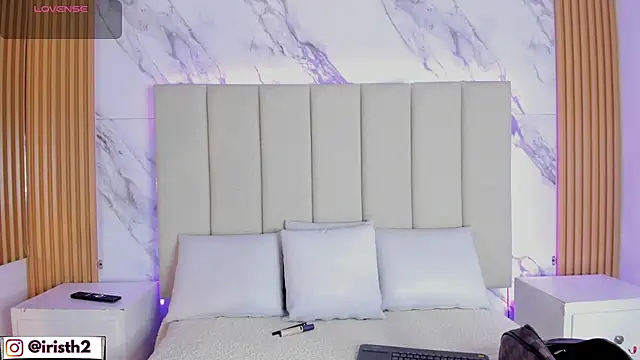 Iris Thompson  online show from February 24, 2026, 4:13 am