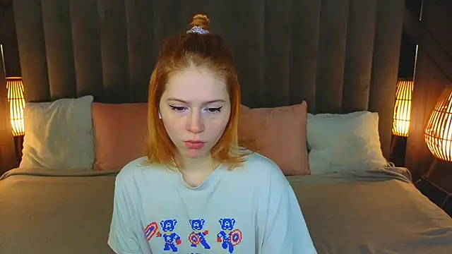 Snapshot of Sasha_Exclusive chatting on October 22, 2025, 1:21 pm Sasha Exclusive online show from October 22, 2025, 1:21 pm