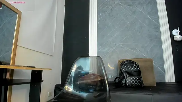 YummyDuooo online show from January 9, 2026, 11:06 am