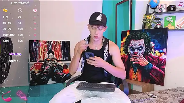 flowers18 online show from February 2, 2026, 11:15 pm