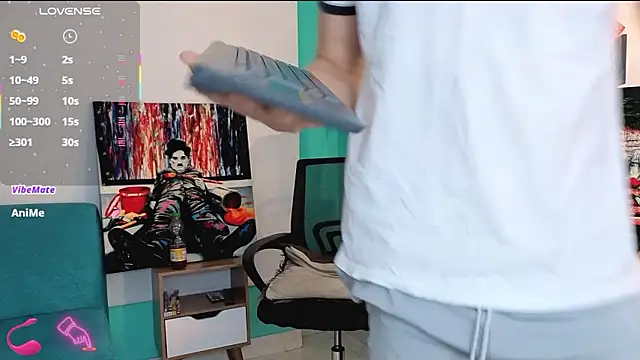 flowers18 online show from February 22, 2026, 10:33 pm